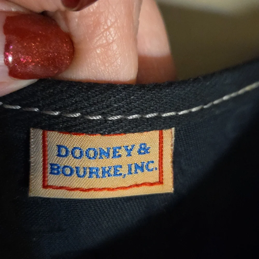 Dooney & Bourke Y2K Vintage Signature Monogram Bag - Picture 10 of 17